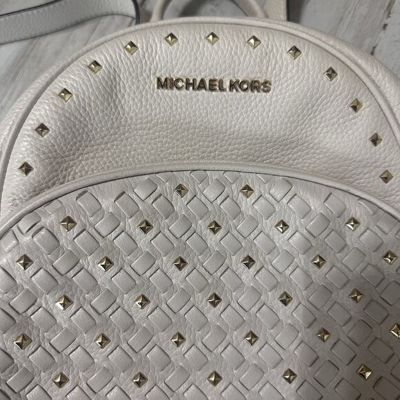 Michael Kors Abbey Backpack Gold Studded Cream Party Travel Woven Purse FLAW - Picture 3 of 10